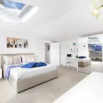 - Casa Cristallo Tatil Evi *