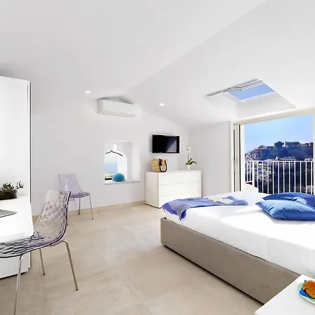 - Casa Cristallo Semesterbostad